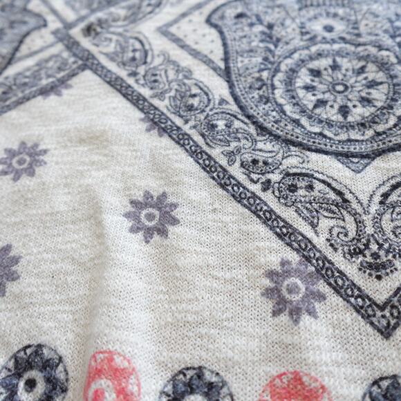 Gaze Spiritual Hamsa Hand Tee Scoop Neck Yoga Casual Floral Cream Tank Top - Picture 6 of 8